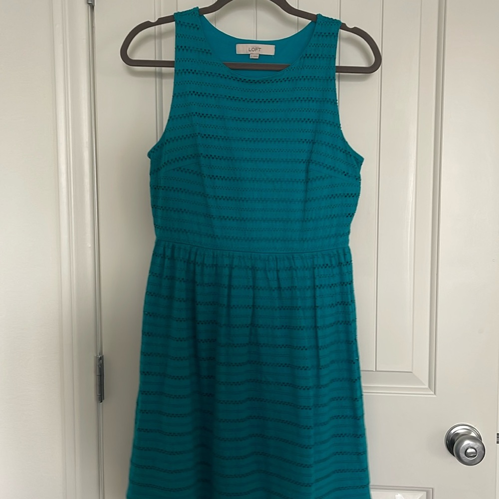 Ann Taylor loft size small eyelet dress in beautiful turquoise color.